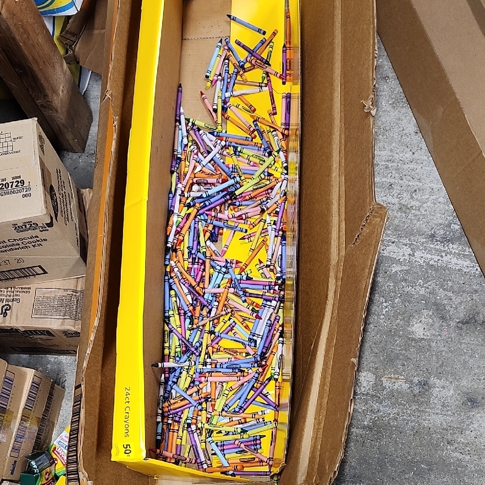 Loose Crayons, Never Used